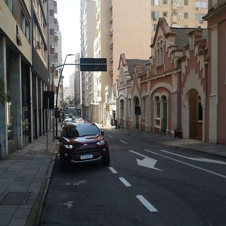 Ensolarado E Espacoso Quarto/Sala No Coracao De Poa Porto Alegre Bagian luar foto