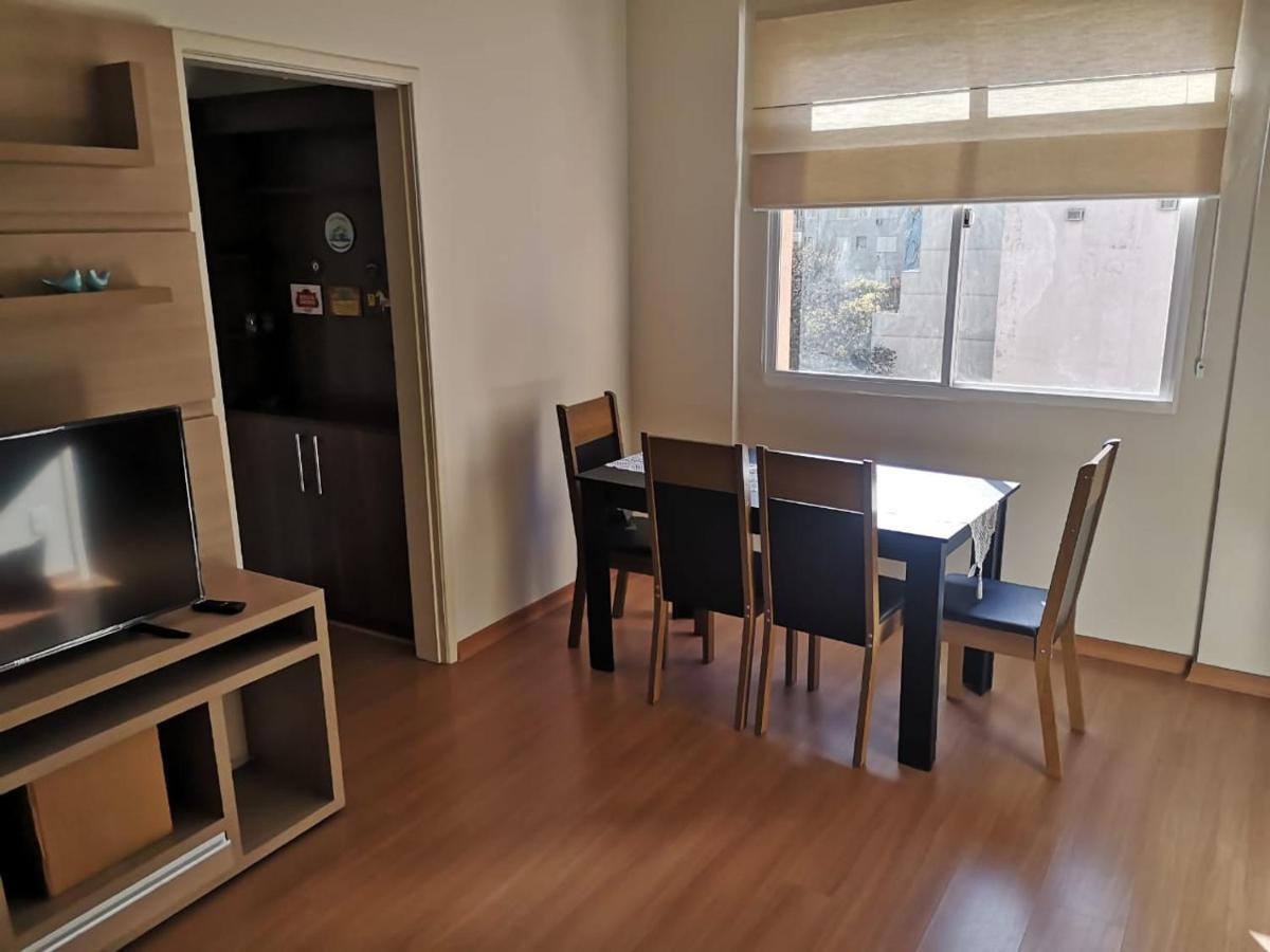 Ensolarado E Espacoso Quarto/Sala No Coracao De Poa Porto Alegre Bagian luar foto